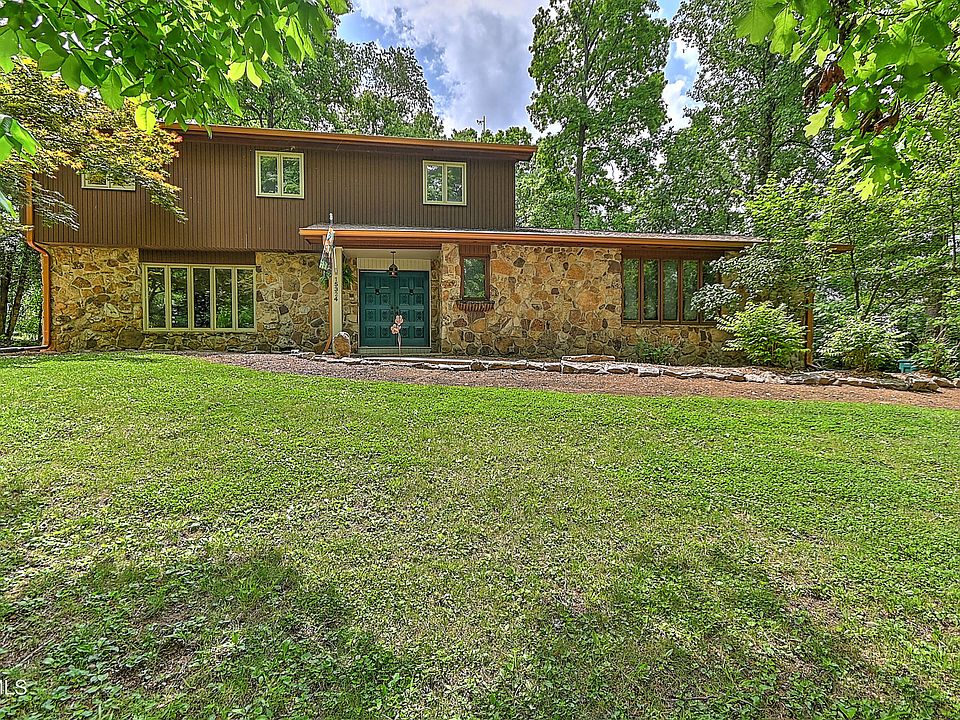 1st image of 15324 Monticello Dr