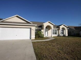 2081 SE Parrot St, Port Saint Lucie, FL 34952