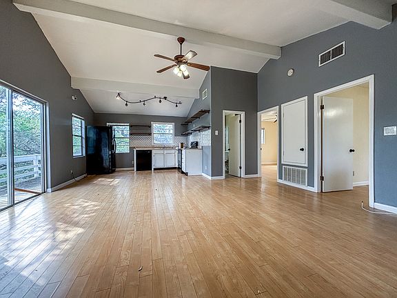 5th image of 571 Firefly Dr