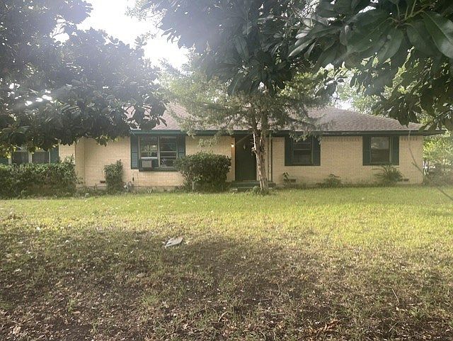 1st image of 348 W Van Alstyne Pkwy