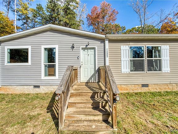 4th image of 6823 Williams Ln