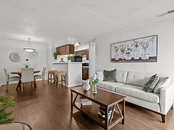 3rd image of 11701 Metric Blvd #1718B