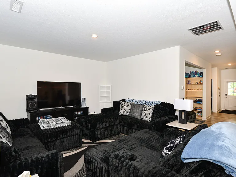 2138 Ryder Pl #1 — Photo 8