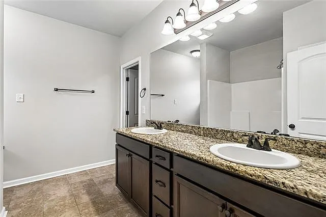 525 Oakley Blvd — Photo 8