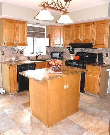 4th image of 23 Lovell Dr