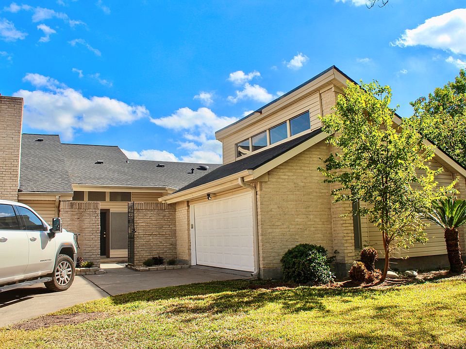 1st image of 7818 Antoine Dr