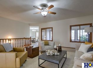 8031 Tropp Ridge Dr, Lincoln, NE 68512