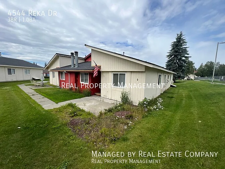 4544 Reka Dr — Photo 2