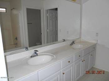 3rd image of 18001 N Skyhawk Dr