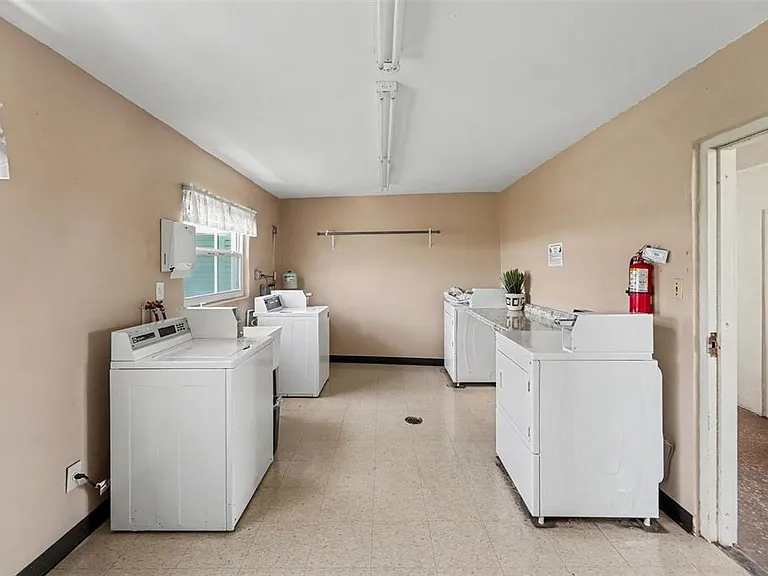 1235 S Highland Ave #5-703 — Photo 22