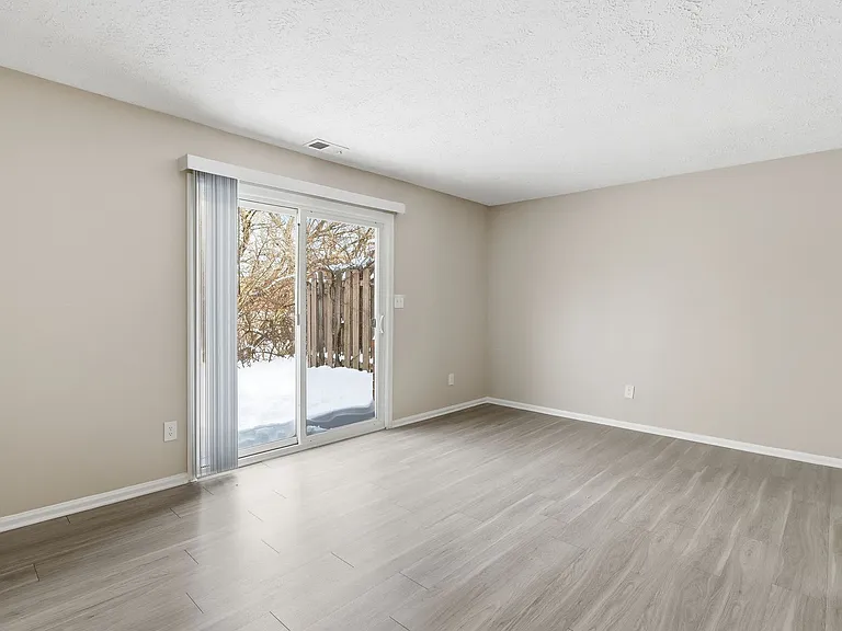 The Eclipse Apartment Homes — Photo 47
