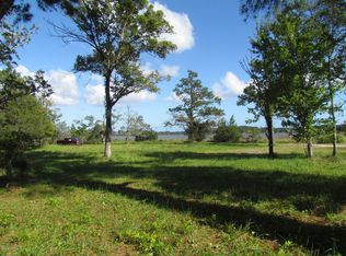 190 Wards Creek Rd, Beaufort, NC 28516