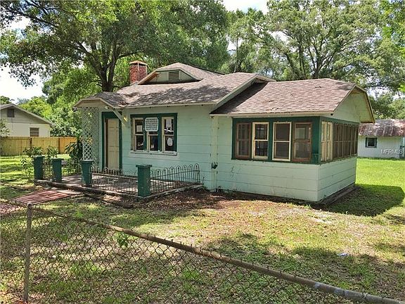 3rd image of 2601 W Powhatan Ave