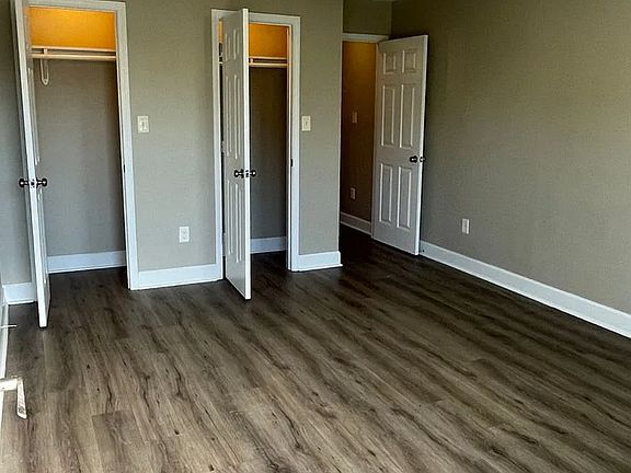5th image of 4650 Laine Ave