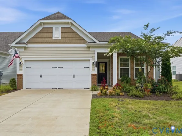 5942 Avery Point Dr, Fredericksburg, VA 22406