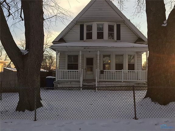 3rd image of 3604 Dixie Dr