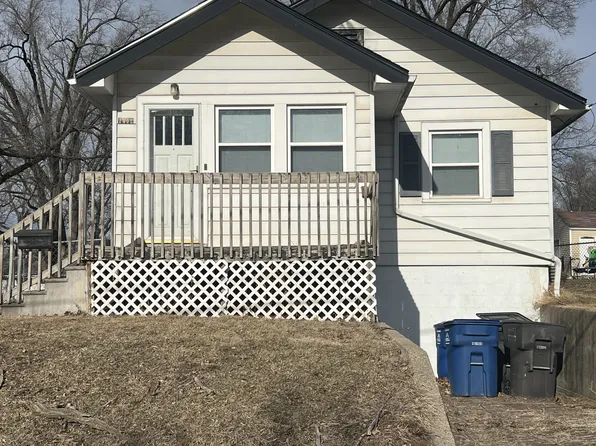 1412 Alpha Ave, Des Moines, IA 50316