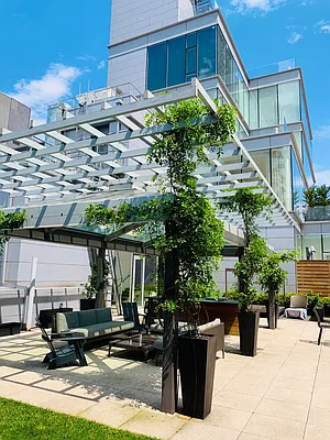 Rented by Compass | media 31