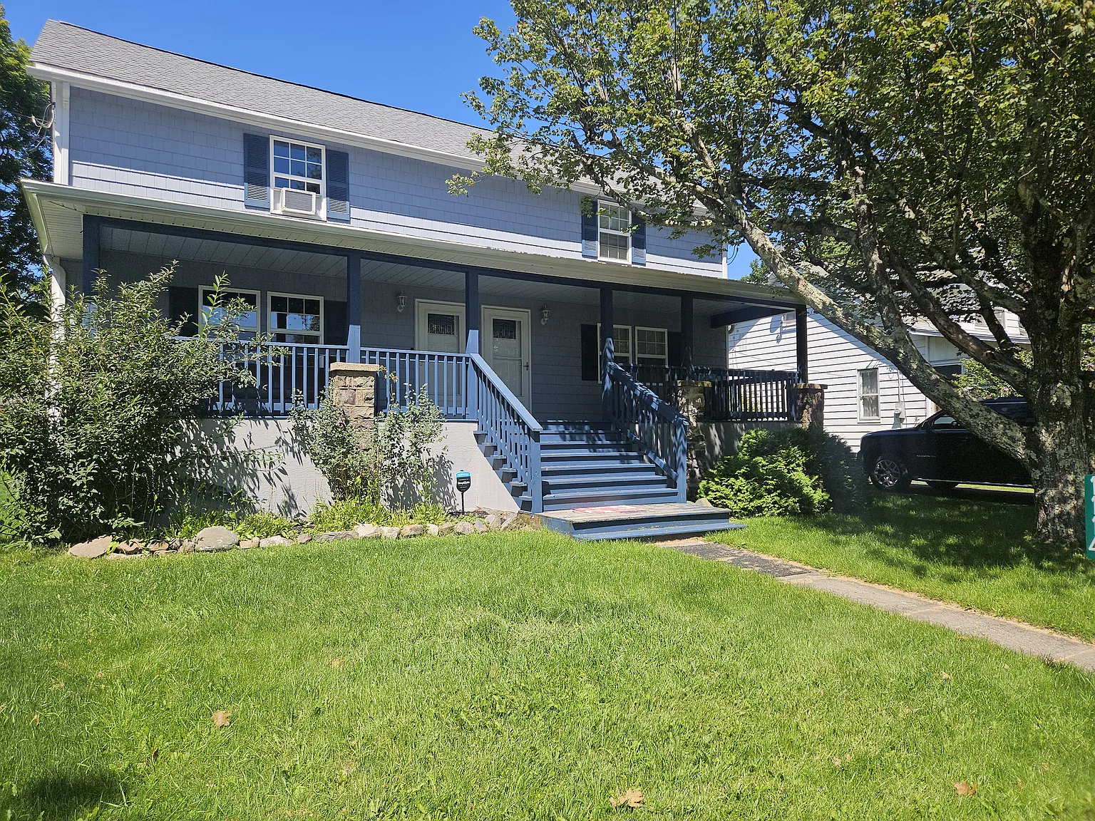 3 bed, 1.5 bath, 1680 sqft, $2,200 — Photo 1