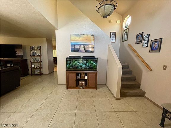 3rd image of 1421 Silk Tassel Dr