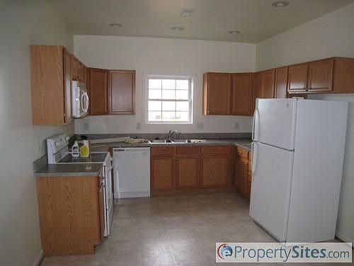 4th image of 604 Allegheny Cir