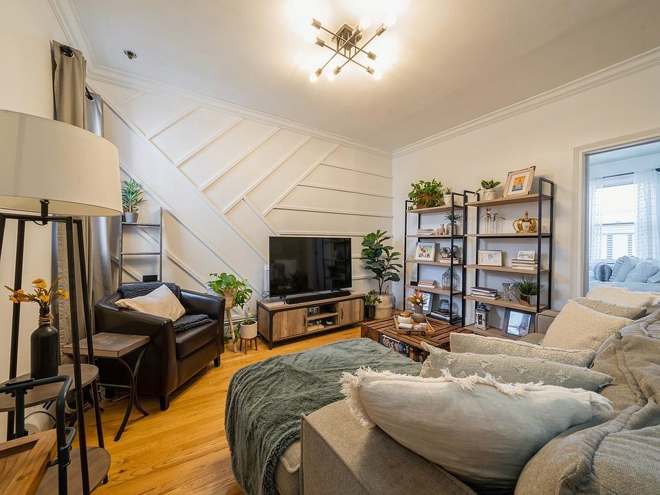 1st image of 715 Willow Ave #5B-10