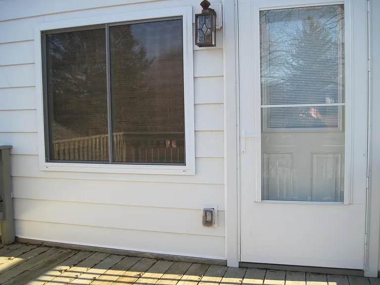 322 N Titus Ave — Photo 10