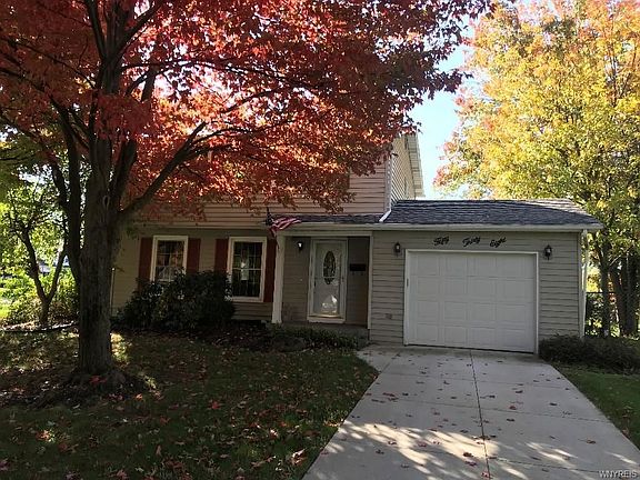 2nd image of 5038 Bradley Ln