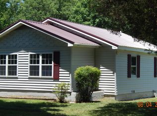 1198 Blackburn Ln, Tullahoma, TN 37388