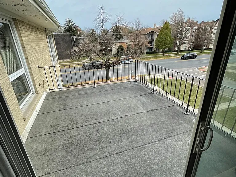 484 Shenstone Rd #3 — Photo 12
