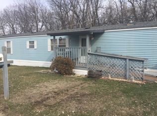 206 Macon Dr, Rockford, IL 61109