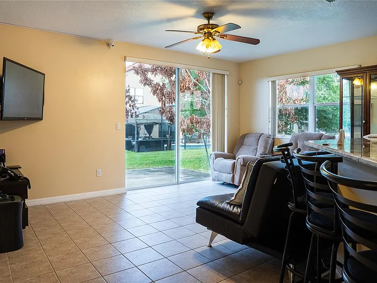2955 Marbella Dr — Photo 7