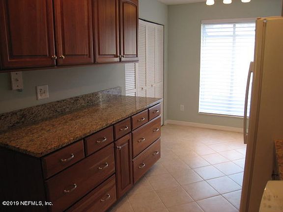 3rd image of 219 Cranes Lake Dr