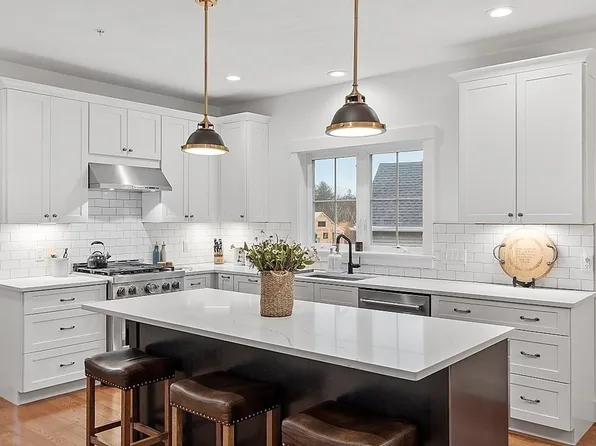 7 Wheeler Hill Rd #4, Berlin, MA 01503