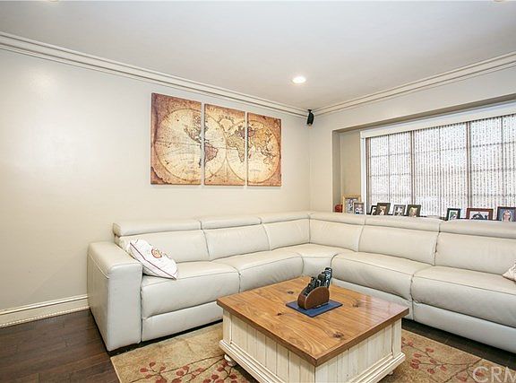 5th image of 8368 Poinsettia Dr