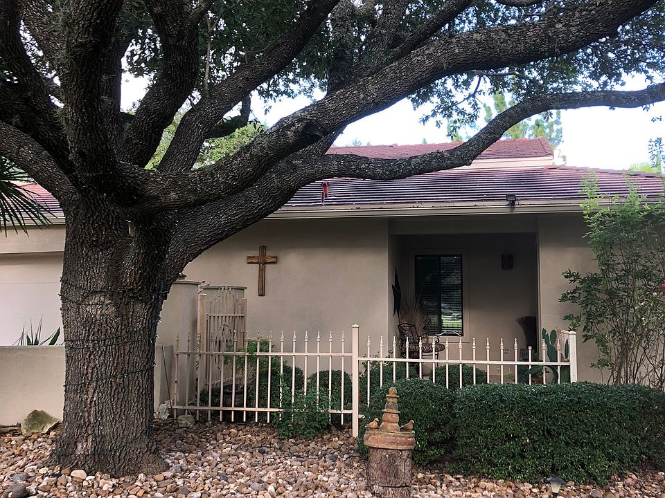 1st image of 109 Coterie Pl