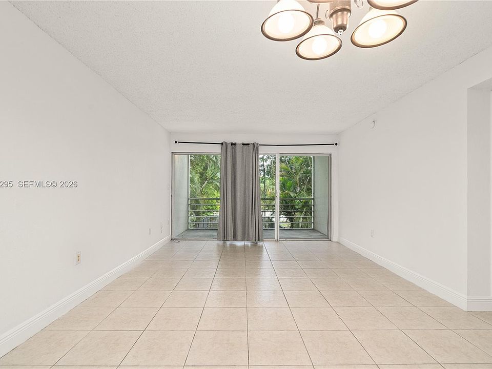 1st image of 4205 N University Dr APT 205