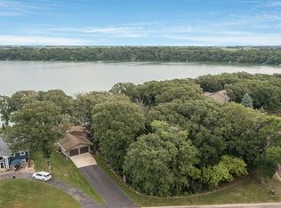 3615 Cedar Creek Ct, Fairmont, MN 56031
