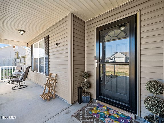 3rd image of 203 High Meadow Court