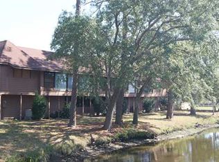 15 Keyser Ln, Gulfport, MS 39507