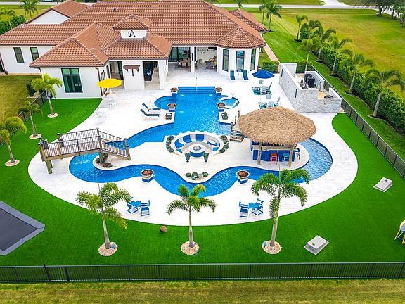 5th image of 7848 Saddlebrook Drive