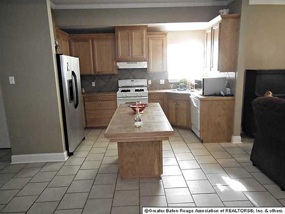 2nd image of 12661 Woodville St