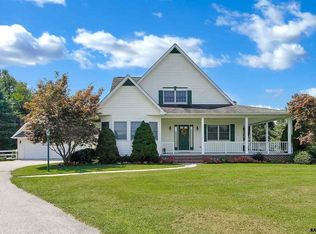 155 Barts Church Rd, Hanover, PA 17331