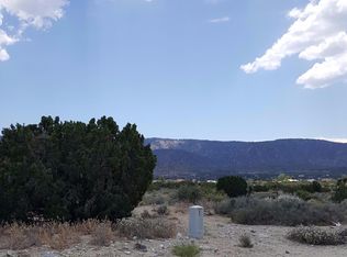 2651 Smoke Tree Rd, Phelan, CA 92371