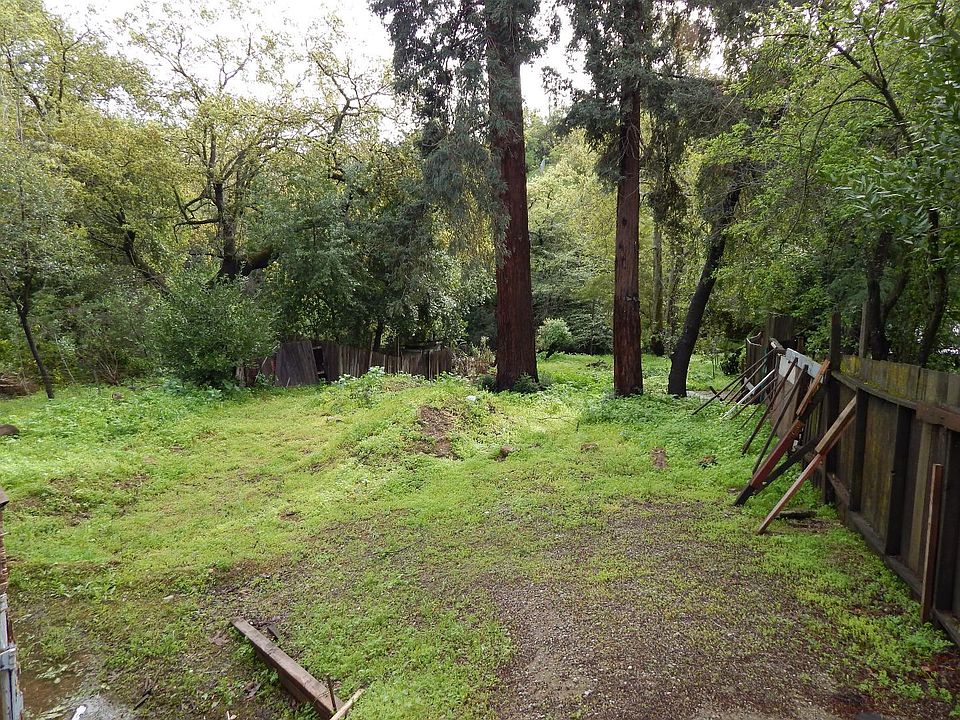 2nd image of 21530 Almaden Rd