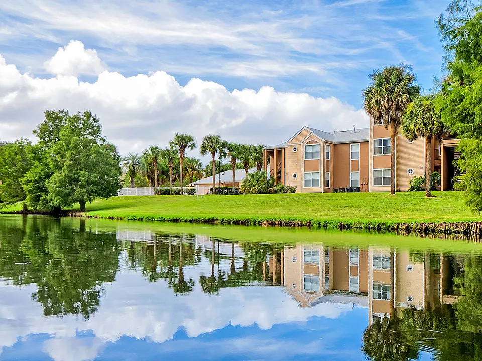 Raven Crossings Apartments