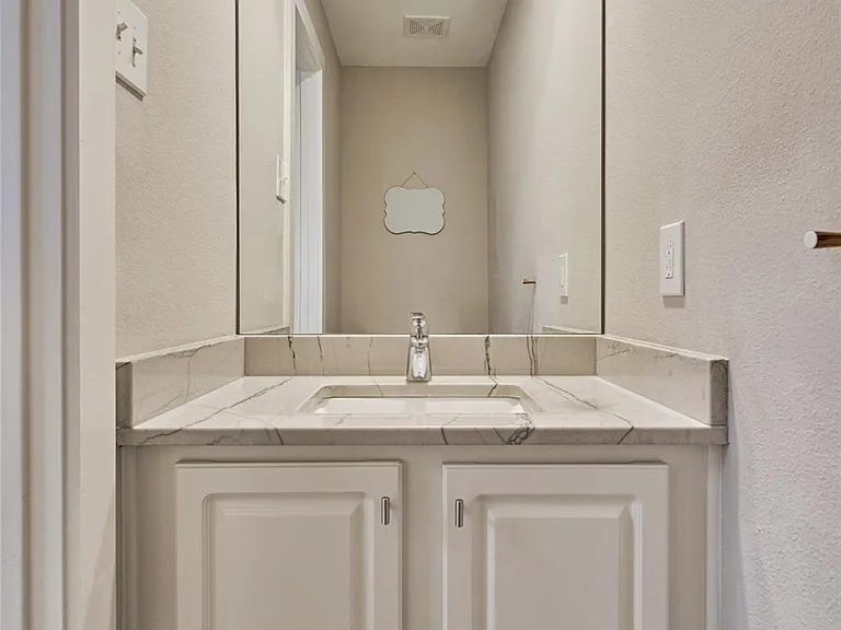 38 E Gaslight Pl — Photo 22