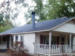 206 N Whatley Rd, White Oak, TX 75693