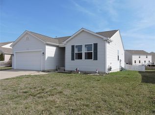 1763 Shade Tree Ct, Swansea, IL 62226