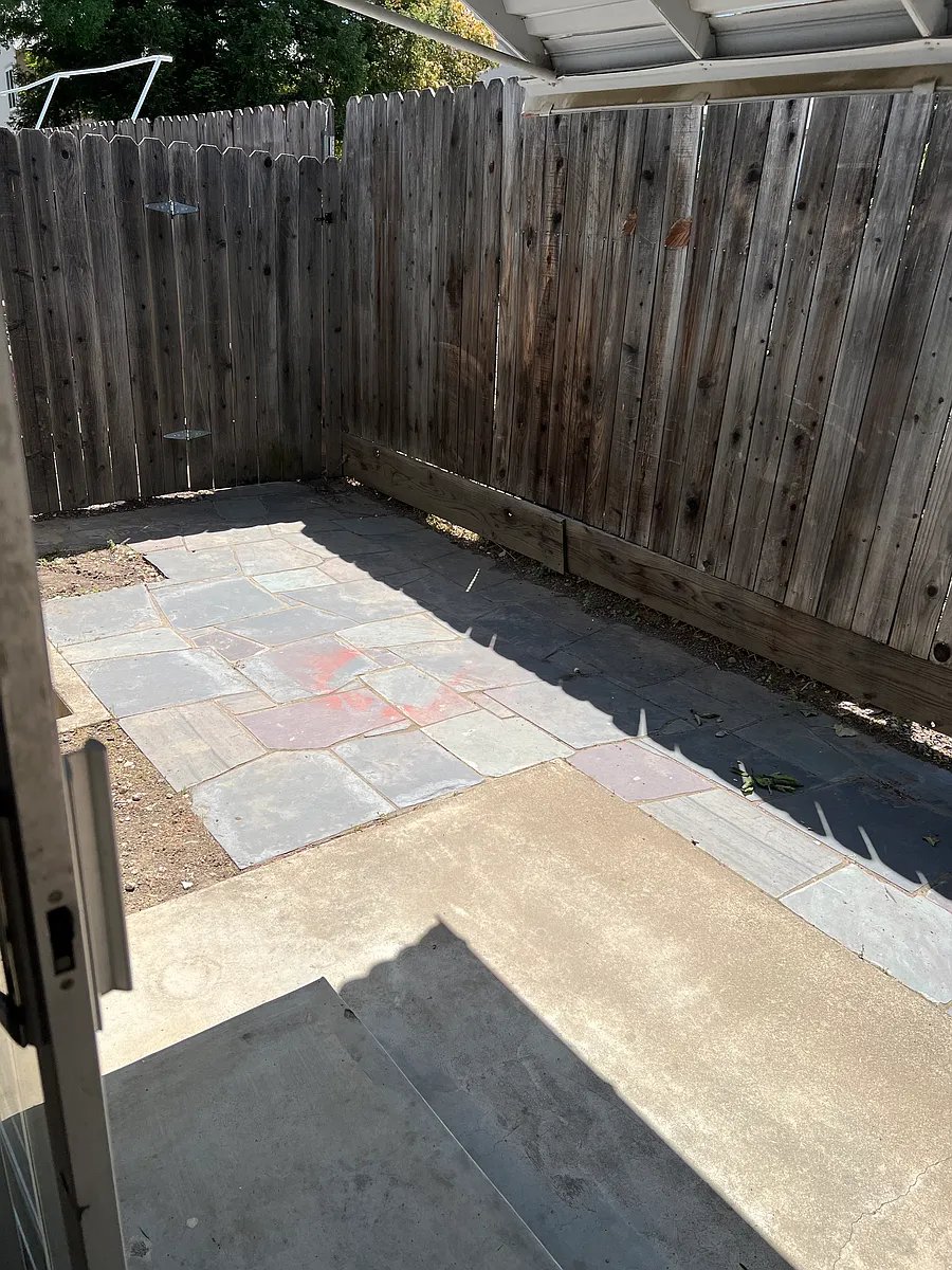 Building Photo - 2657 Riverside Blvd #5A